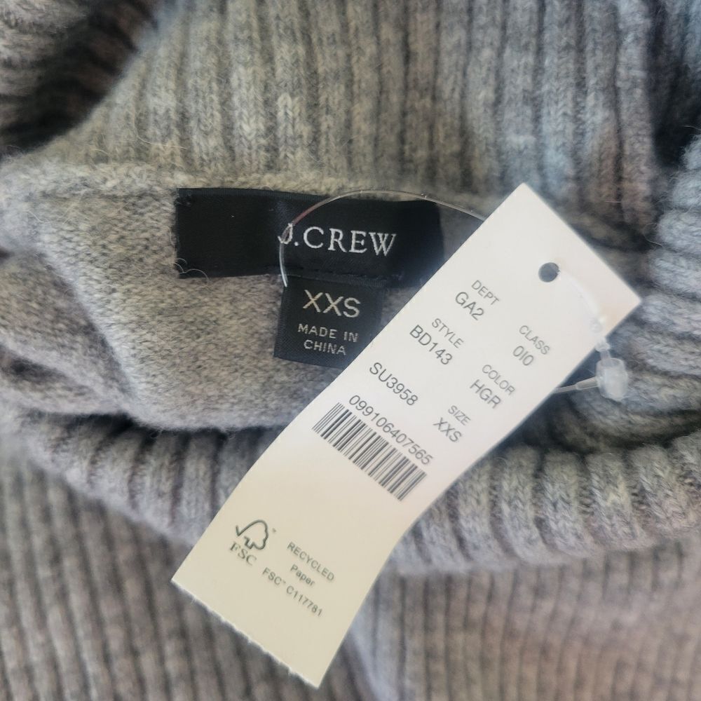 J. Crew Turtleneck in Supersoft Yarn XXS NWT - Picture 7 of 8